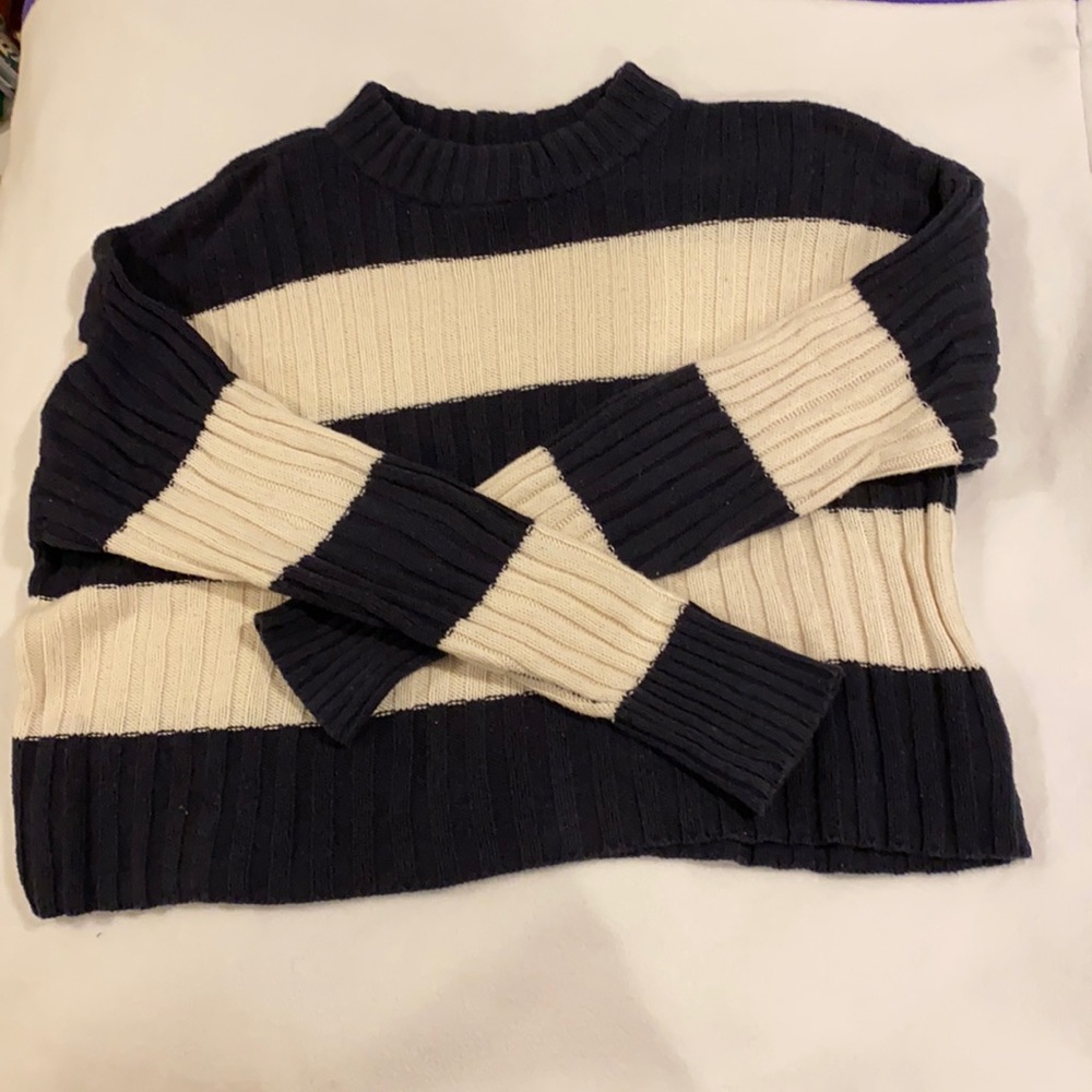 American Eagle, xs, navy and white striped